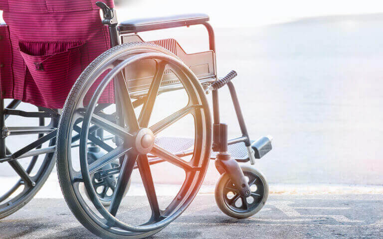 Инвалидные коляски с алюминиевой рамой